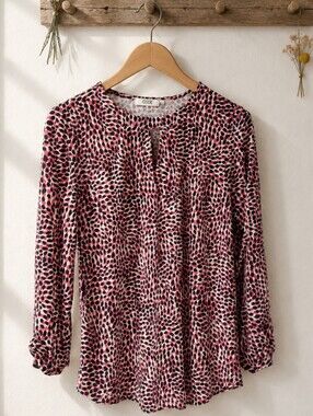 CURE. Women's Patterned Top with Roll Up 3/4 Sleeves Size L